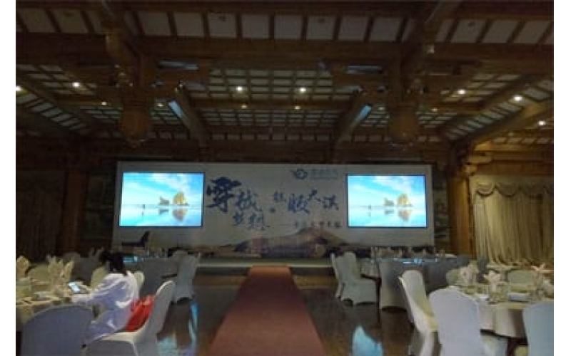 穿越夢(mèng)想·征服大漠 墨跡戈壁之旅閉營儀式